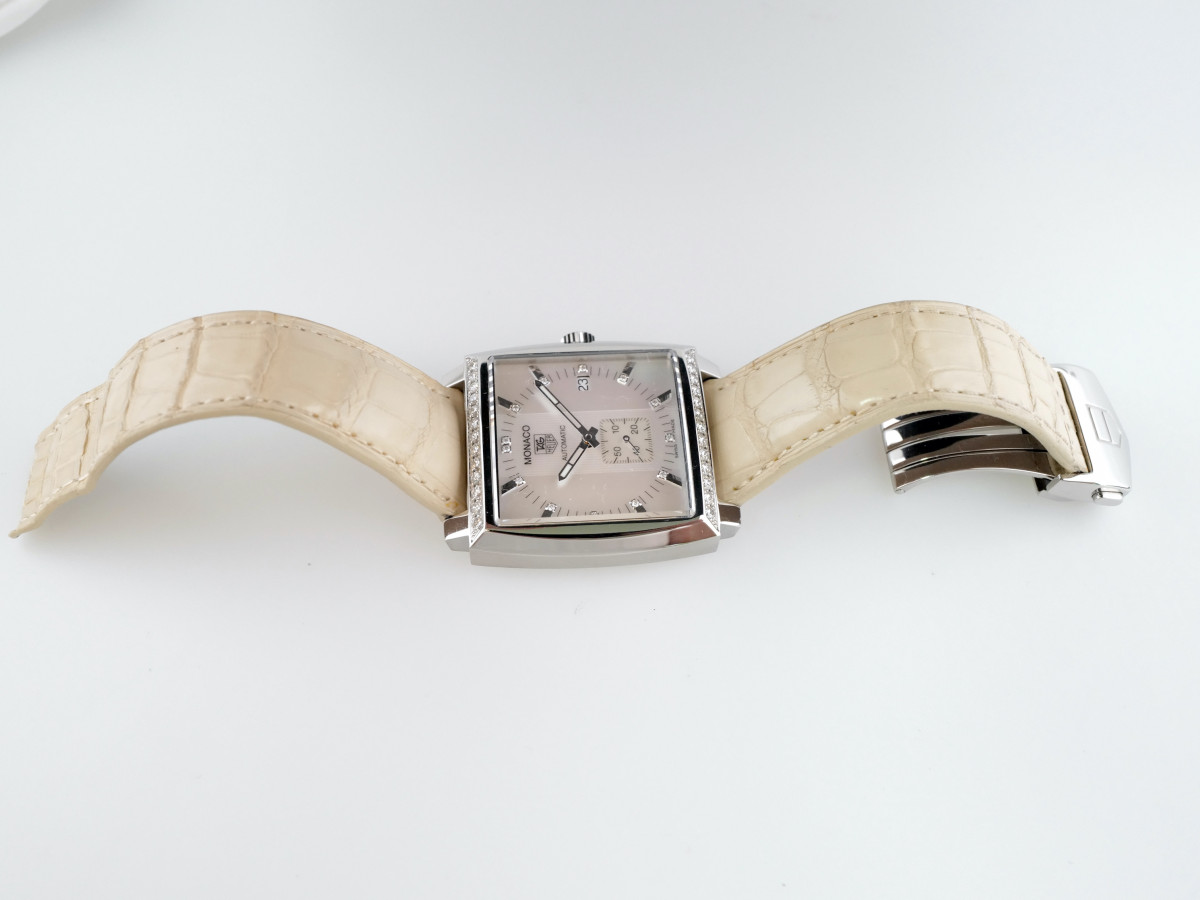 Швейцарський годинник TAG Heuer Monaco Diamonds