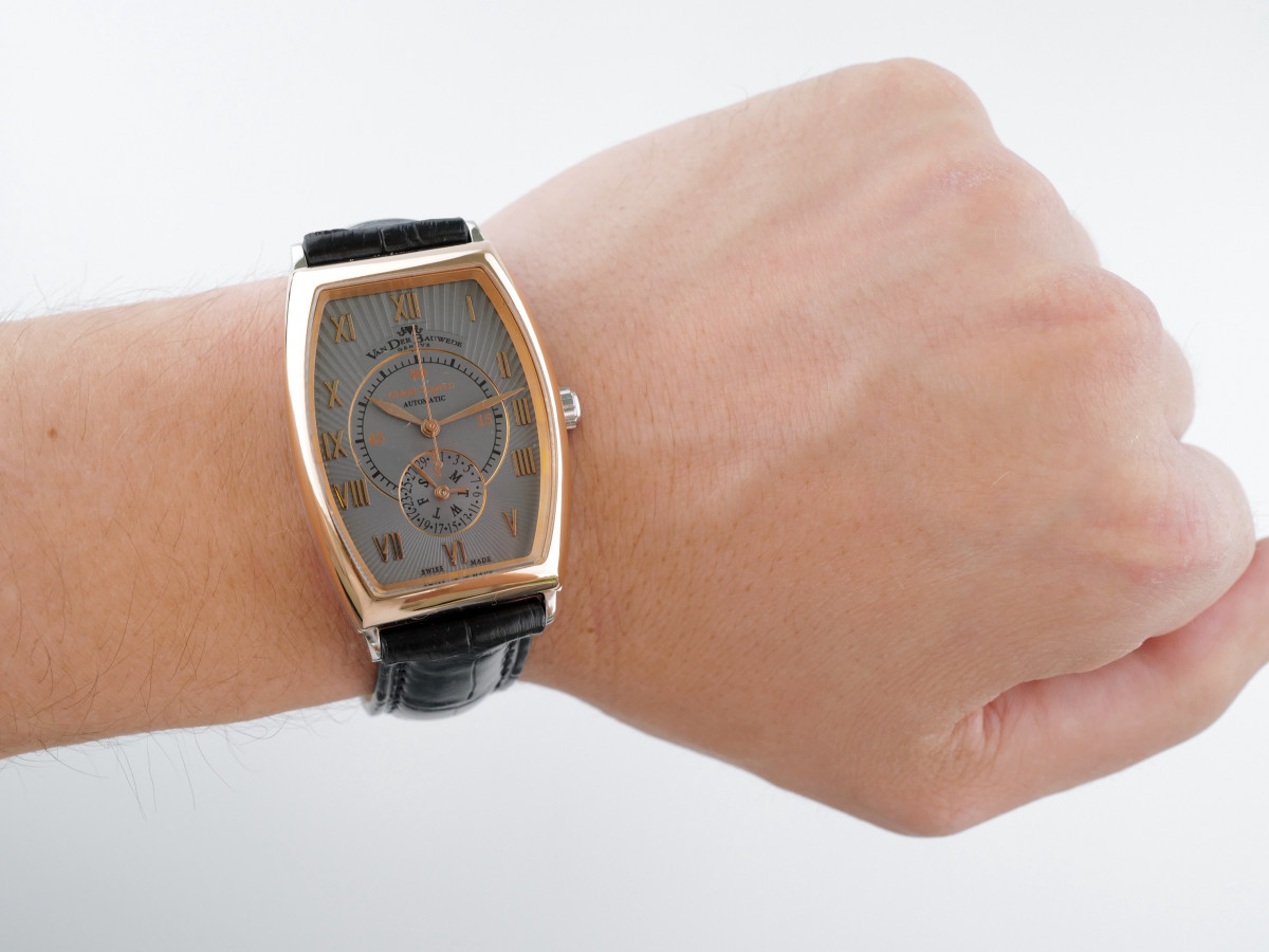 Швейцарський годинник Van Der Bauwede Orient Express Quantieme