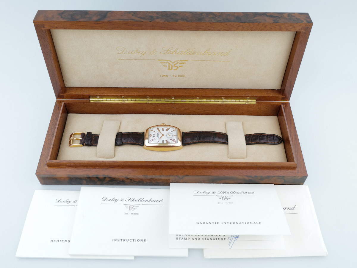 Швейцарские часы Dubey & Schaldenbrand Aerodyn Date