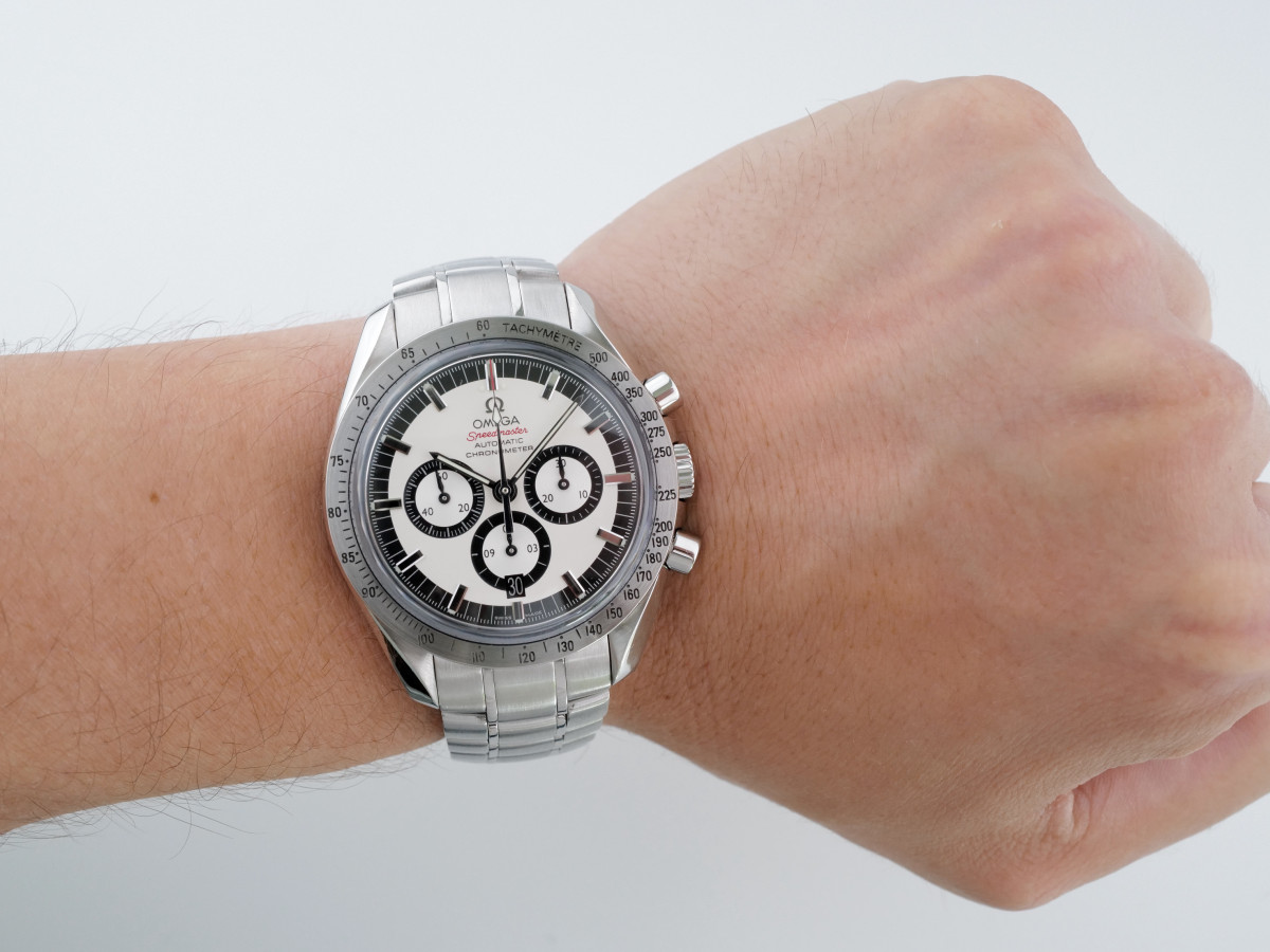 Swiss watch Omega Speedmaster Schumacher Legend