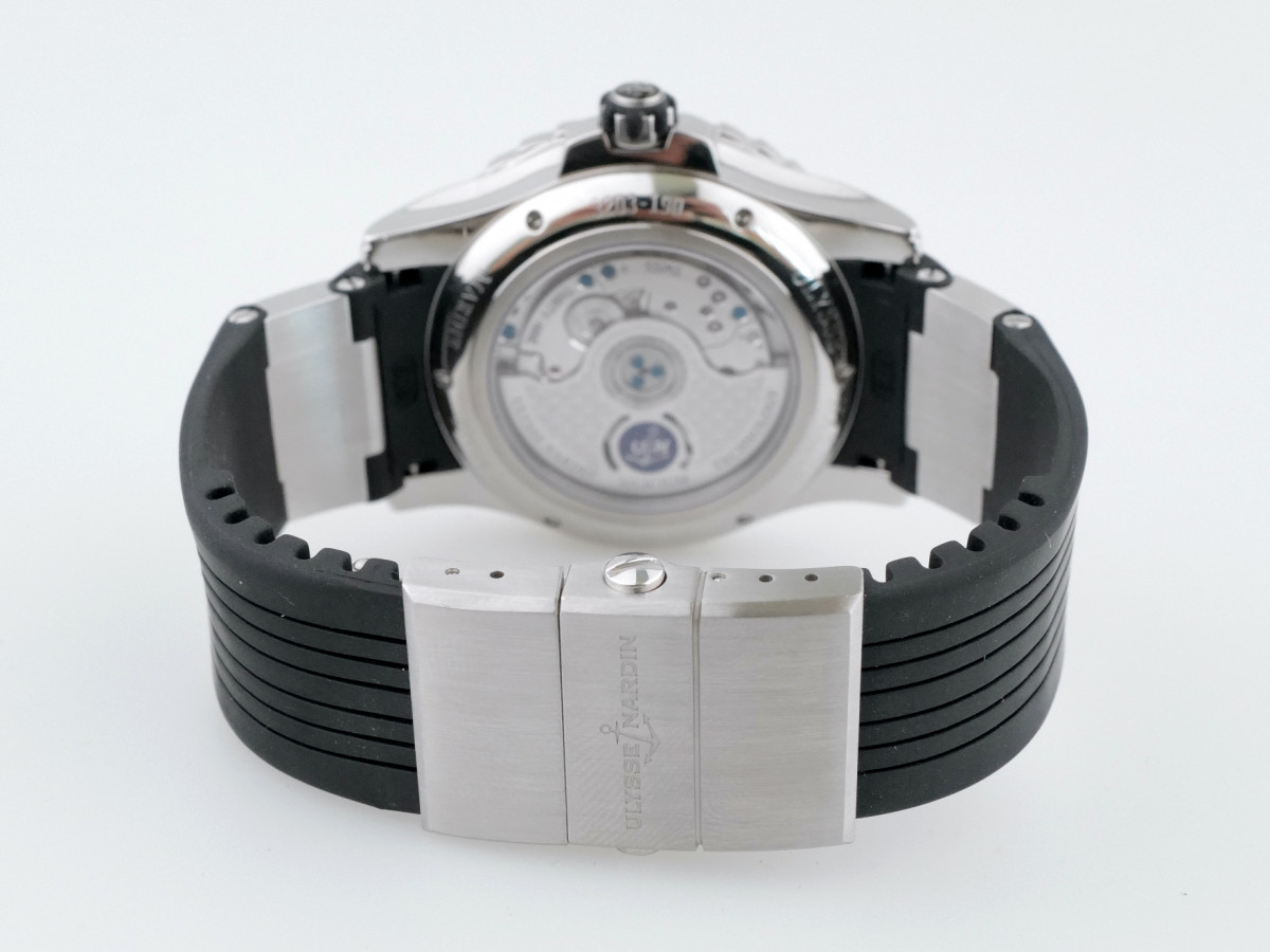 Швейцарський годинник Ulysse Nardin Diver Lady