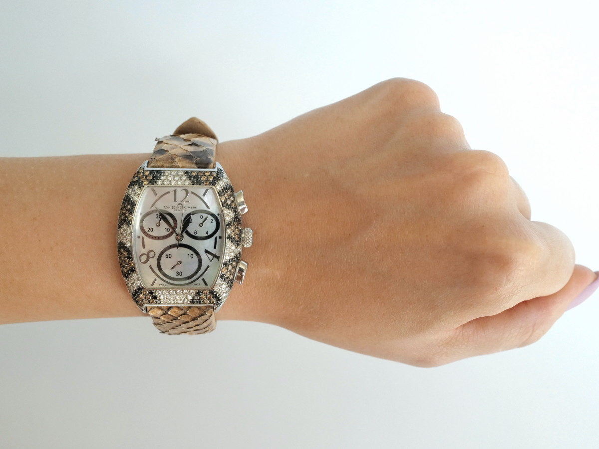 Швейцарський годинник Van Der Bauwede C65 Magnum XS Chrono Snake Diamonds