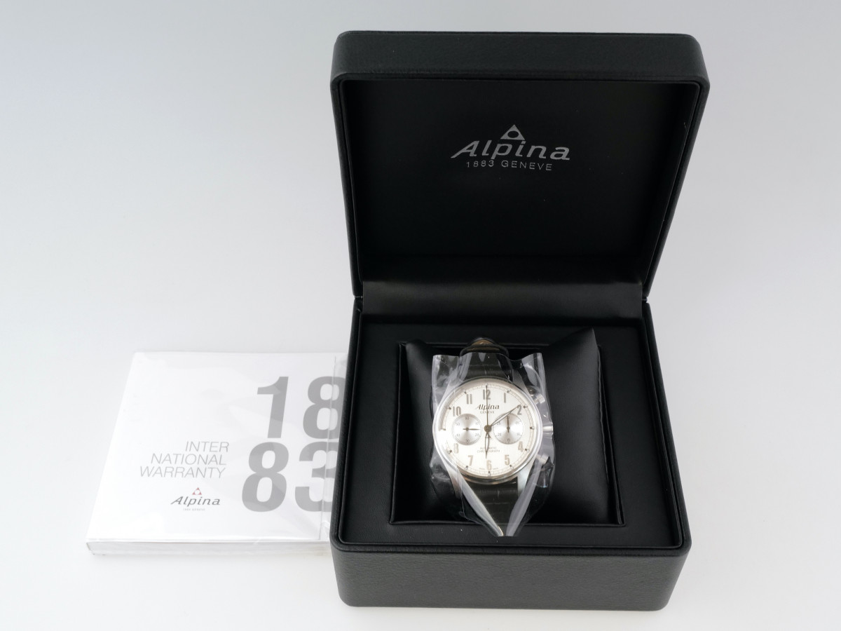 Швейцарские часы Alpina Startimer Chronograph