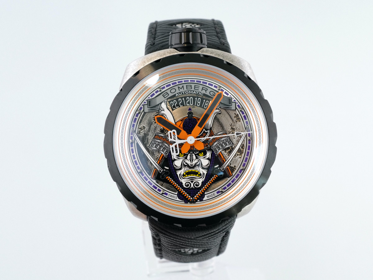Швейцарские часы Bomberg Bolt-68 Samurai PVD