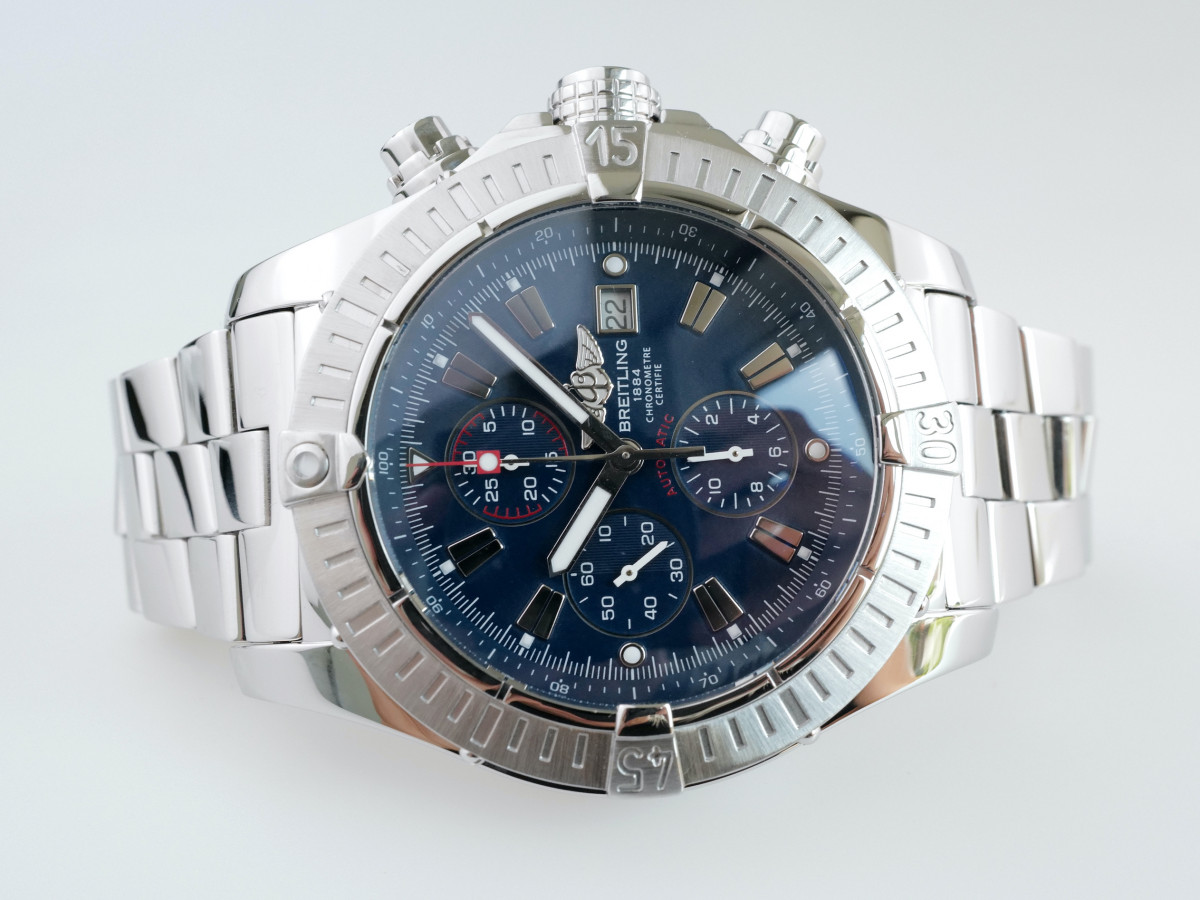 Швейцарський годинник Breitling Super Avenger Chronograph