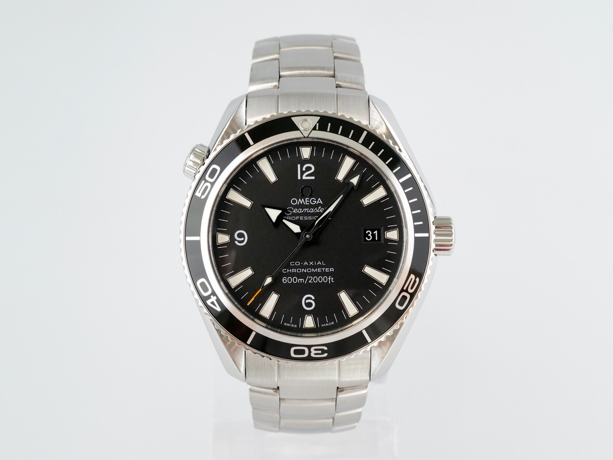 Швейцарские часы Omega Seamaster Planet Ocean 600M