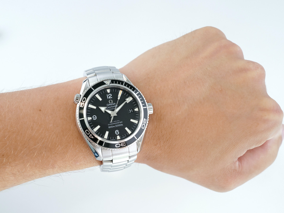 Швейцарские часы Omega Seamaster Planet Ocean 600M