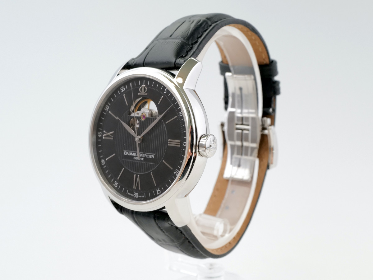 Швейцарський годинник Baume and Mercier Classima Executives
