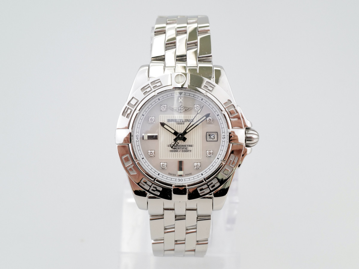 Швейцарський годинник Breitling Galactic 32 Quartz MOP Dial