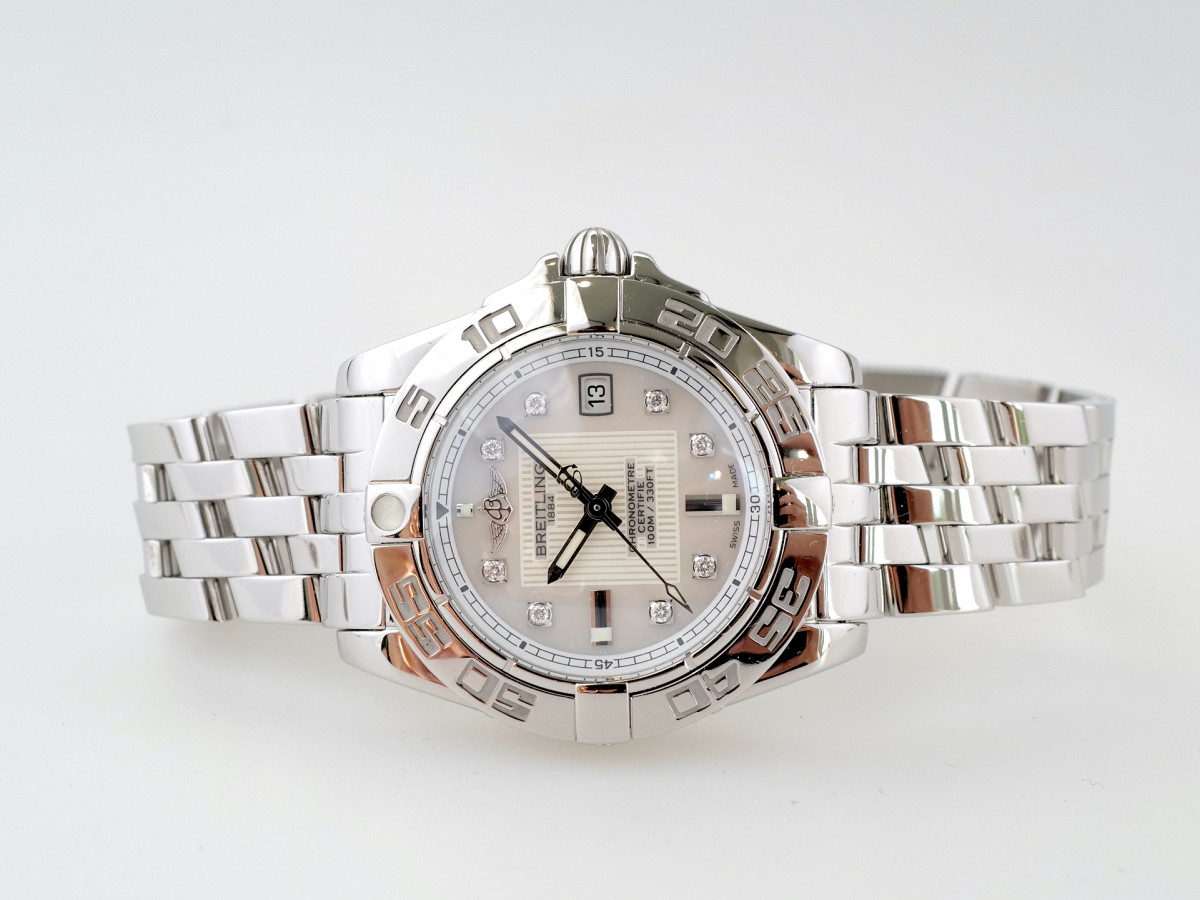 Швейцарський годинник Breitling Galactic 32 Quartz MOP Dial