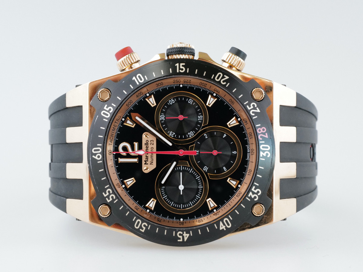 Швейцарские часы Maranello V8 Chronograph 18K Gold