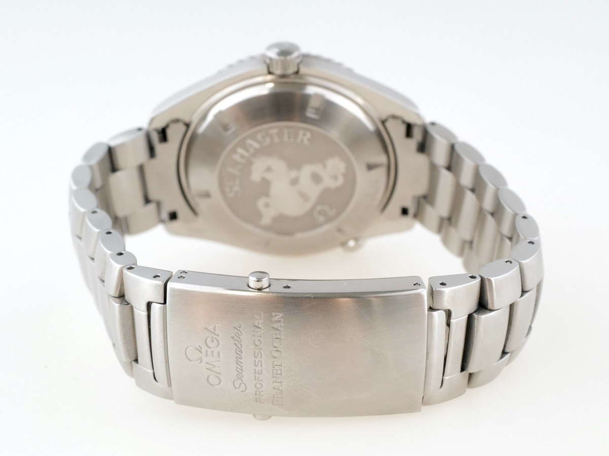 Швейцарские часы Omega Planet Ocean XL