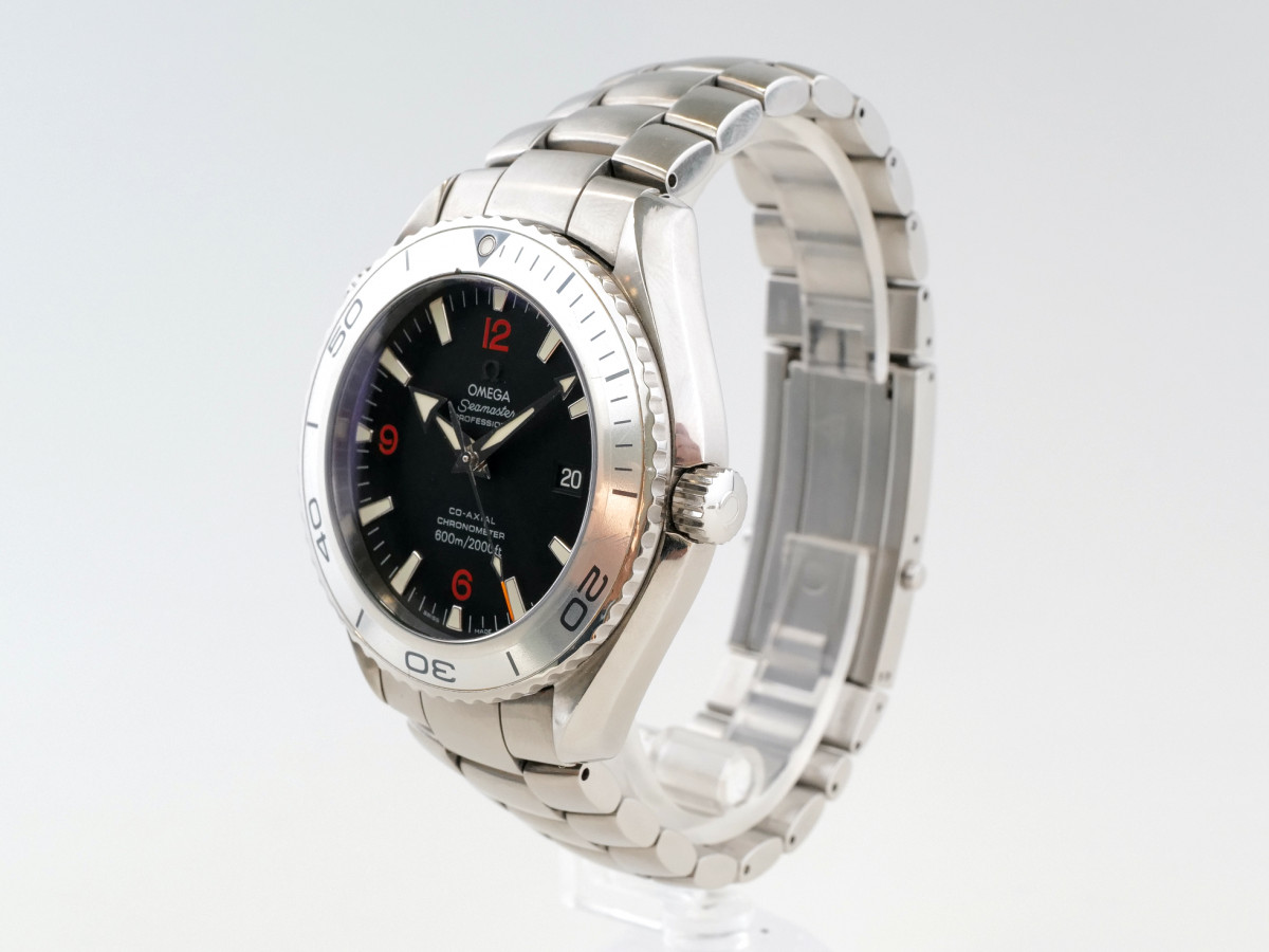 Швейцарские часы Omega Planet Ocean XL