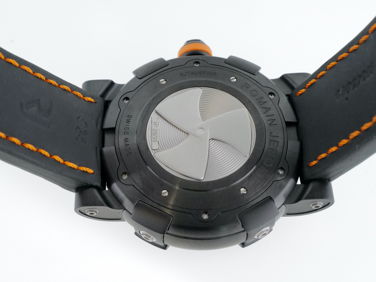 Швейцарские часы Romain Jerome Steampunk