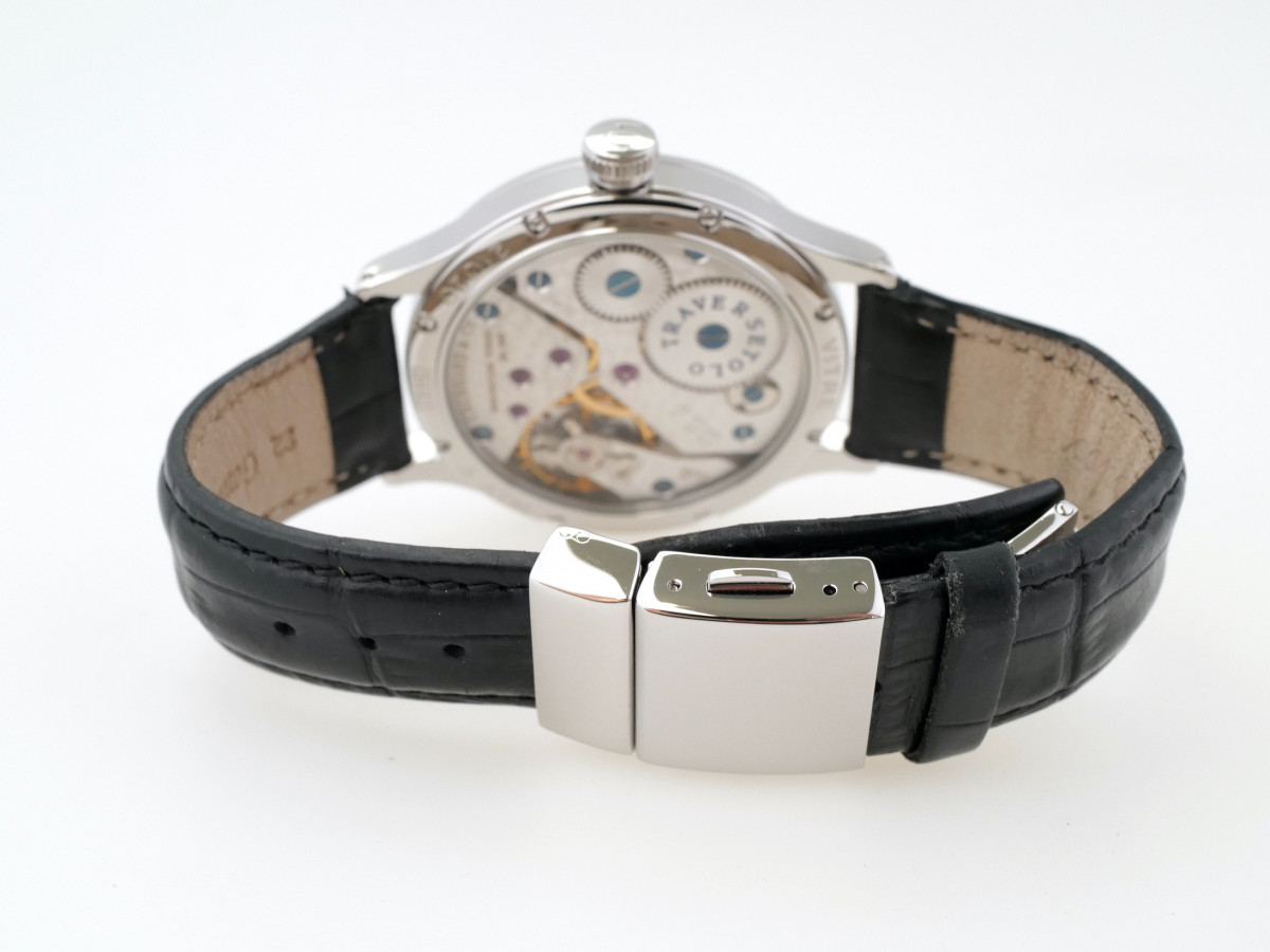 Швейцарський годинник Eberhard & Co. Traversetolo