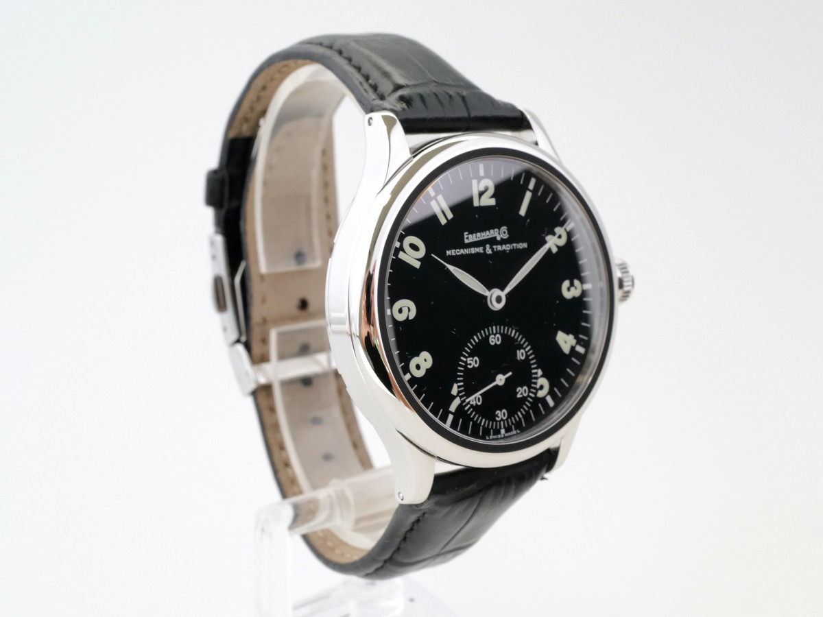 Швейцарський годинник Eberhard & Co. Traversetolo