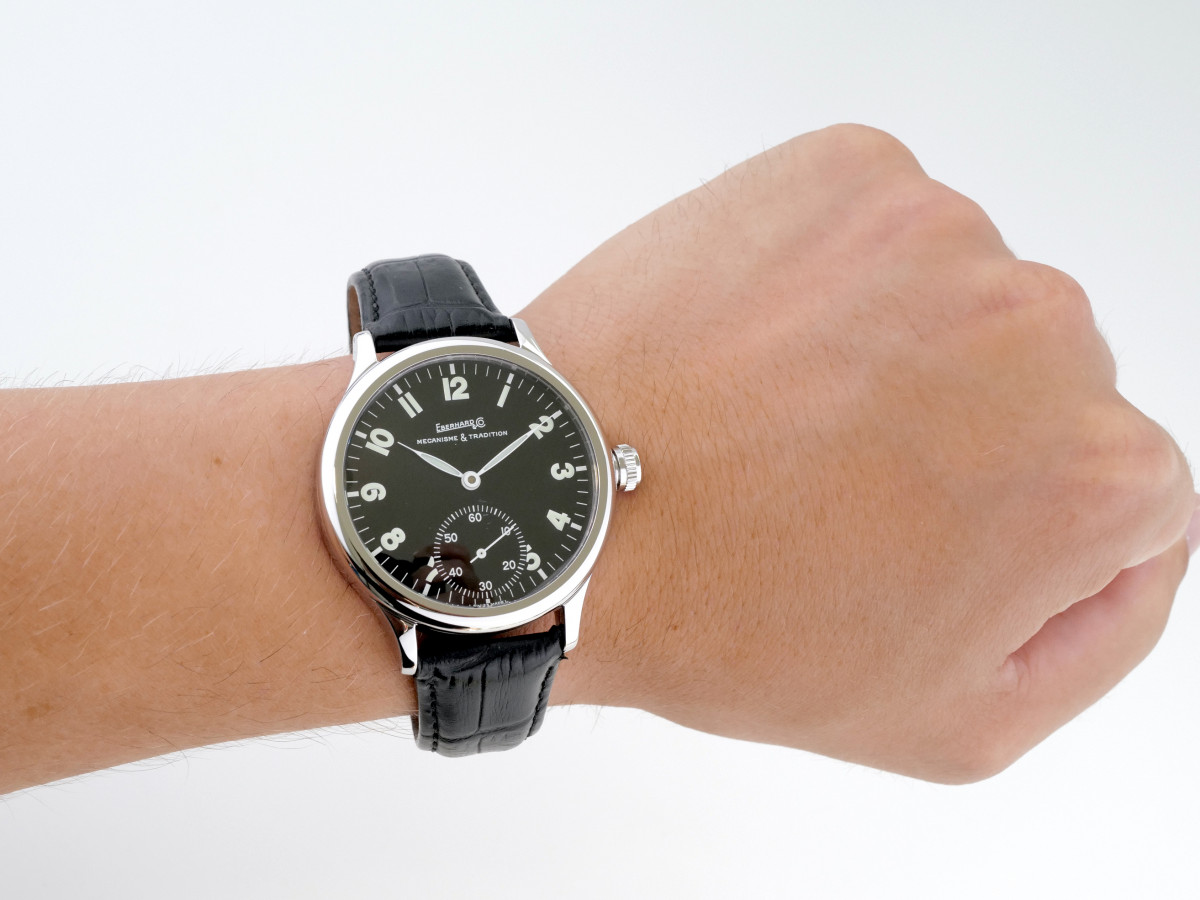 Швейцарський годинник Eberhard & Co. Traversetolo