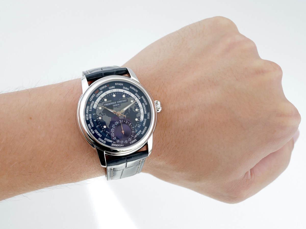 Швейцарський годинник Frederique Constant Worldtimer