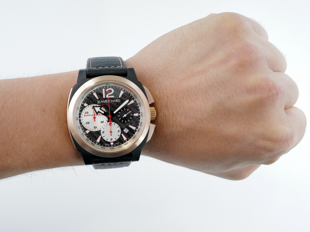 Швейцарський годинник JeanRichard Chronoscope MV Agusta Brutale Limited Edition