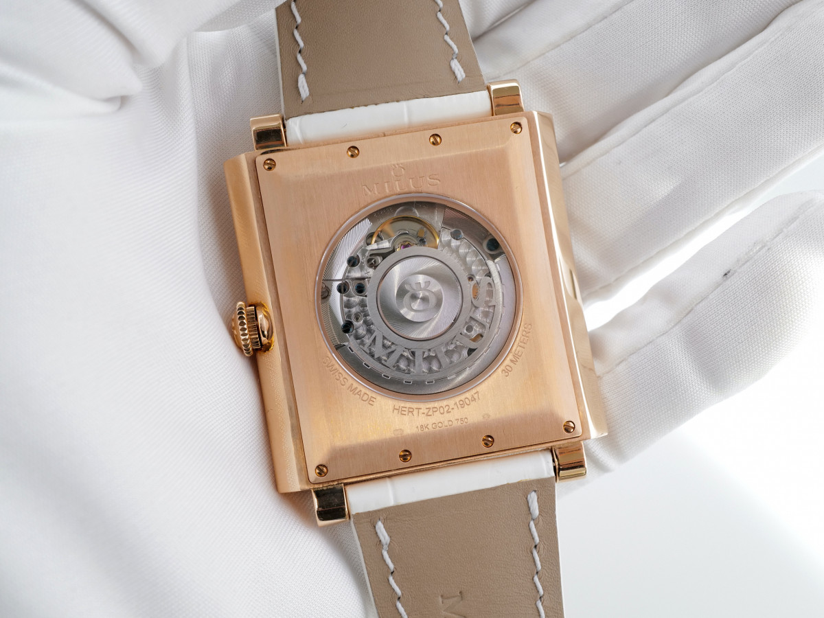 Швейцарские часы Milus Herios TriRetrograde