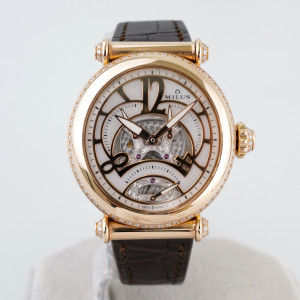 Швейцарские часы Milus Merea Tri-Retro 18K