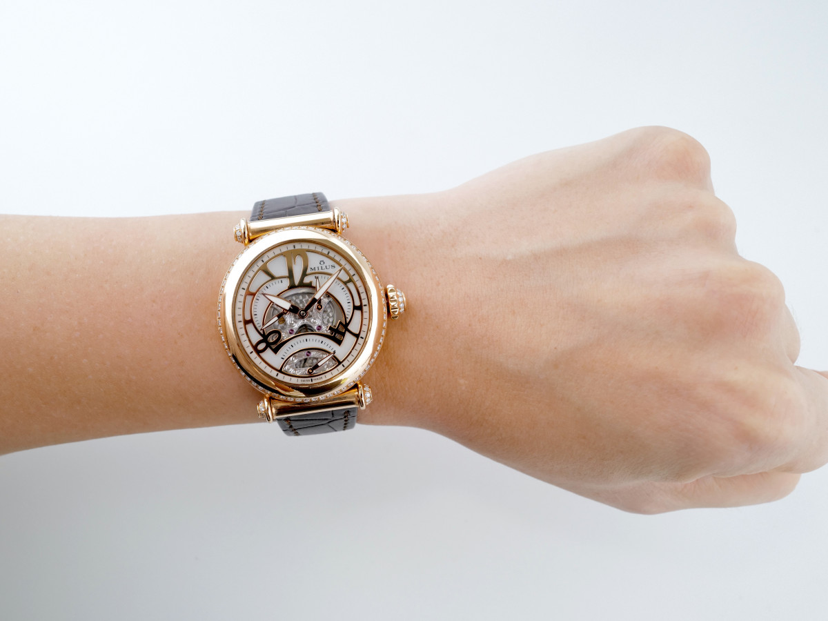 Швейцарские часы Milus Merea Tri-Retro 18K