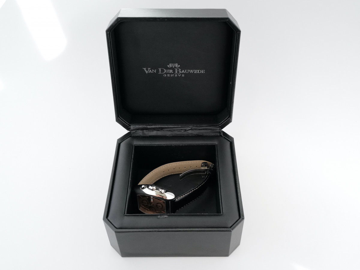 Швейцарський годинник Van Der Bauwede 800 Silver Magnum Churchill