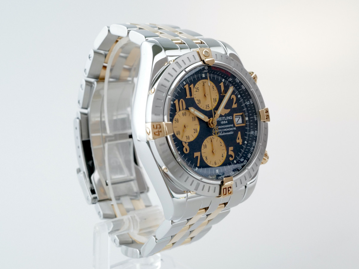 Швейцарський годинник Breitling Chronomat Evolution