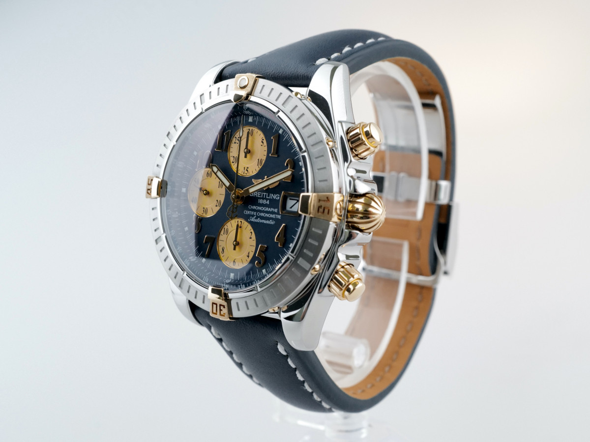 Швейцарський годинник Breitling Chronomat Evolution Blue Dial