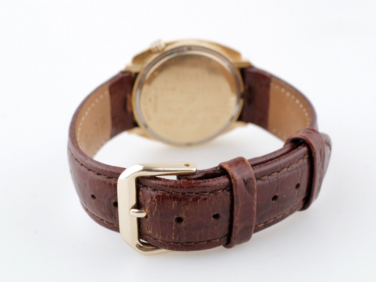 Швейцарський годинник Bulova Accutron 14K Yellow Gold