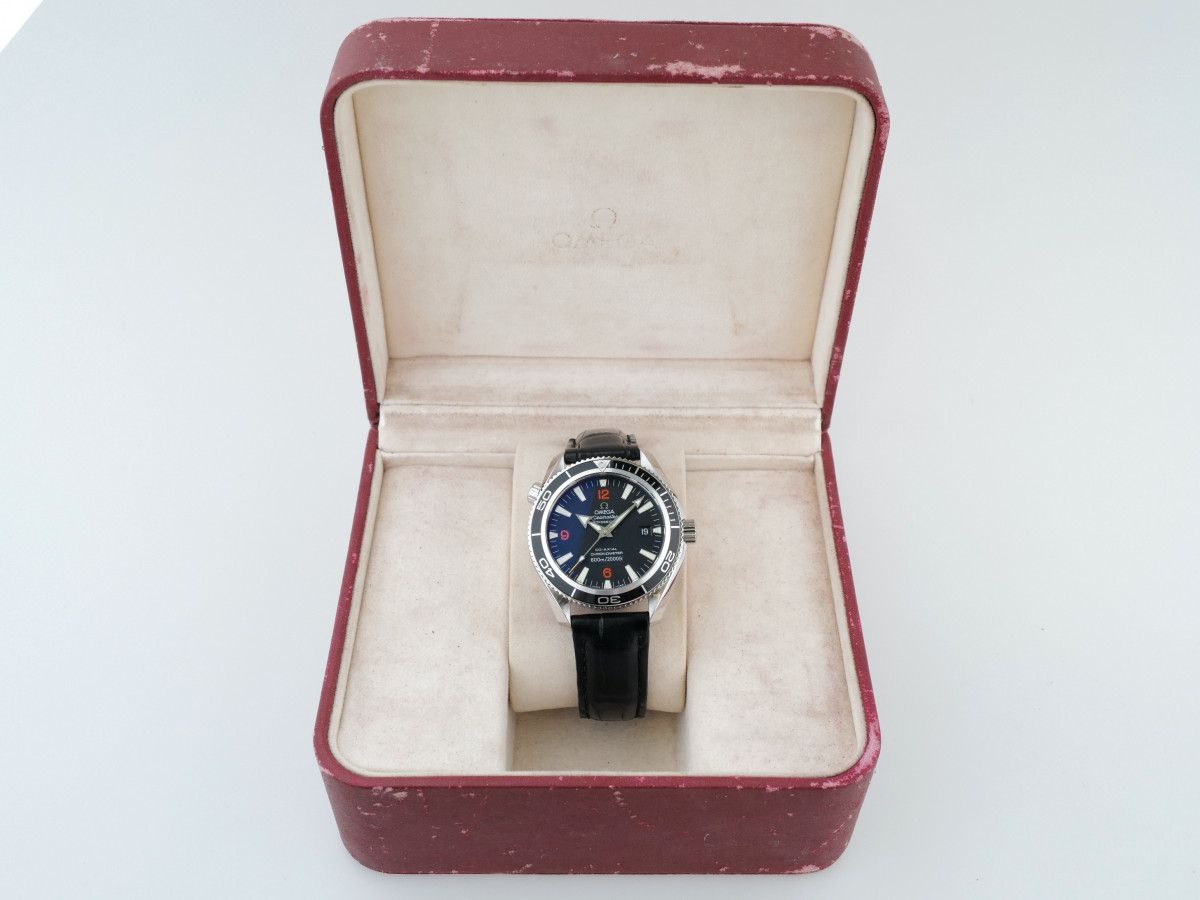 Швейцарские часы Omega Planet Ocean Co-Axial 600M