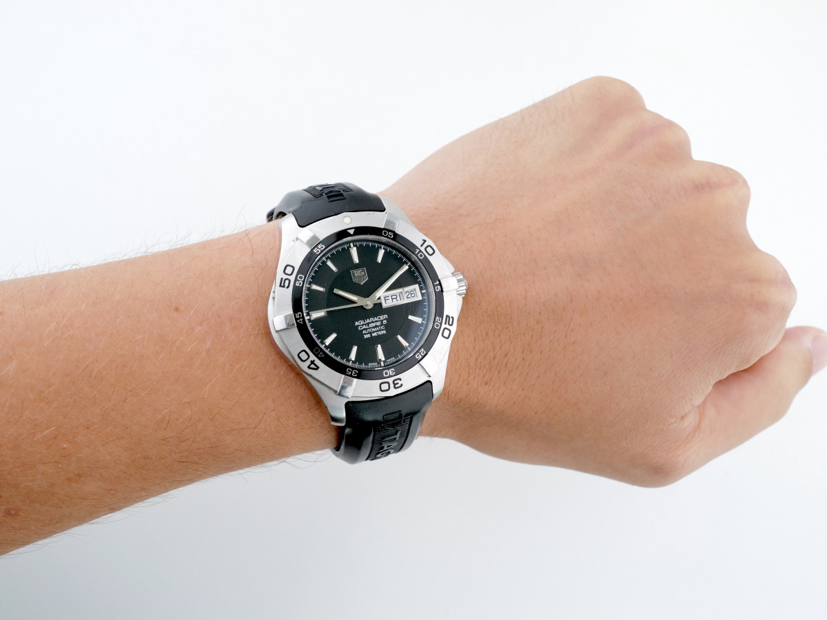 Швейцарський годинник TAG Heuer Aquaracer Day Date