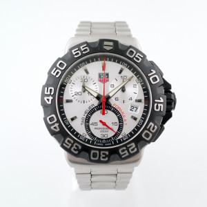 Швейцарський годинник TAG Heuer Formula 1 Chronograph