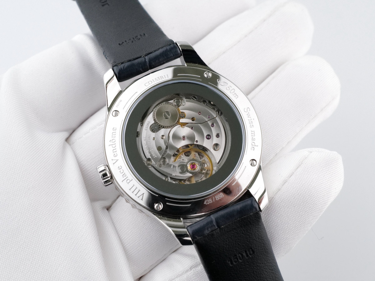 Швейцарские часы Christian Dior Grand Bal Plisse Soleil