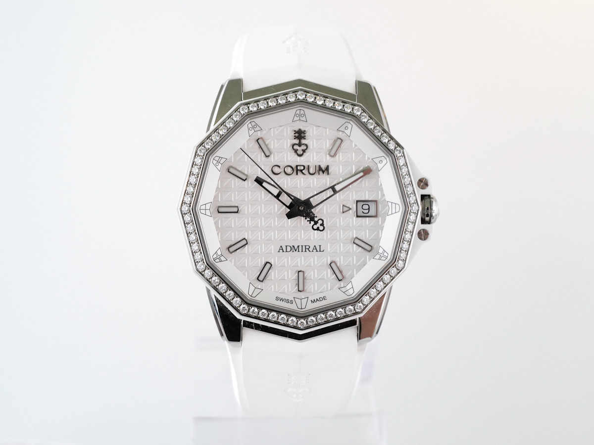Швейцарський годинник Corum Admiral’s Cup AC-One 38