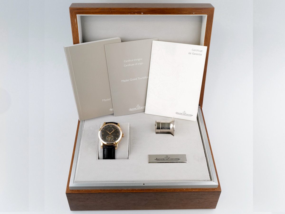 Швейцарские часы Jaeger-LeCoultre Master Grand Tourbillon
