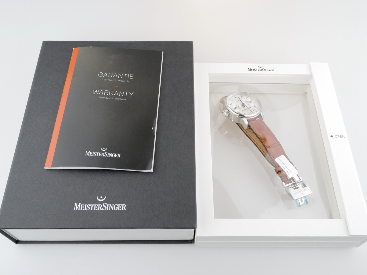 Швейцарские часы MeisterSinger Paleograph Chronograph Hand Wind