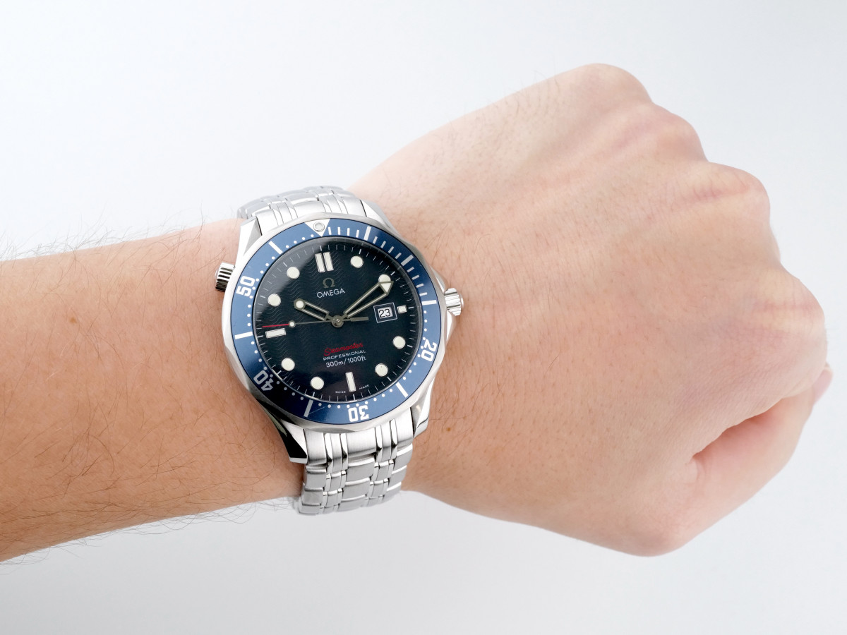 Швейцарские часы Omega Seamaster Professional Diver 300m Quartz