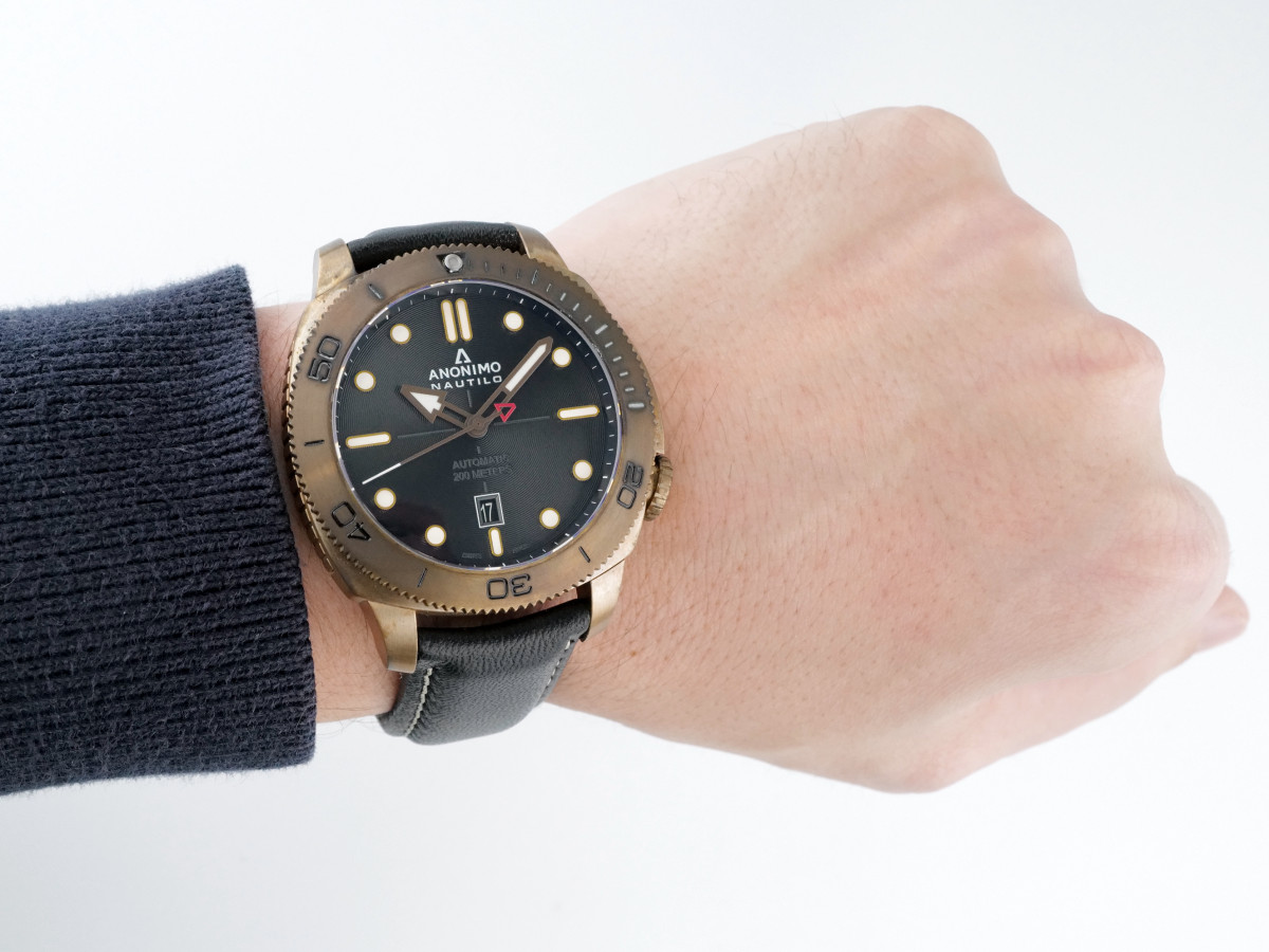 Швейцарские часы Anonimo Nautilo Bronze