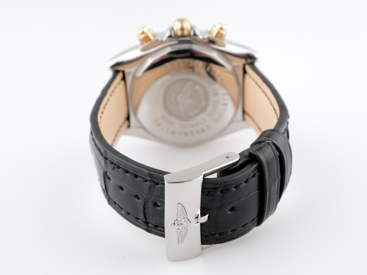 Швейцарський годинник Breitling Chronomat Evolution