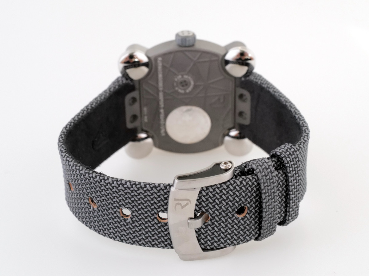 Швейцарские часы Romain Jerome Moon-DNA Moon Invader