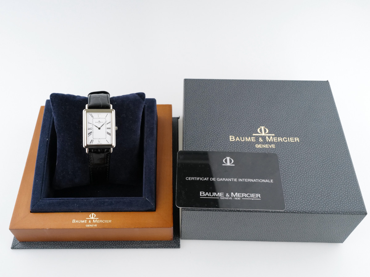 Швейцарський годинник Baume & Mercier Hampton 18K White Gold