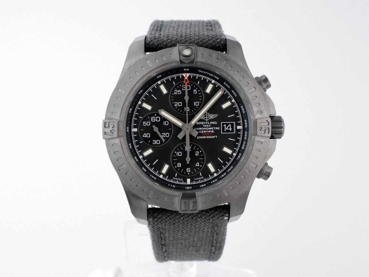 Швейцарський годинник Breitling Colt Chronograph