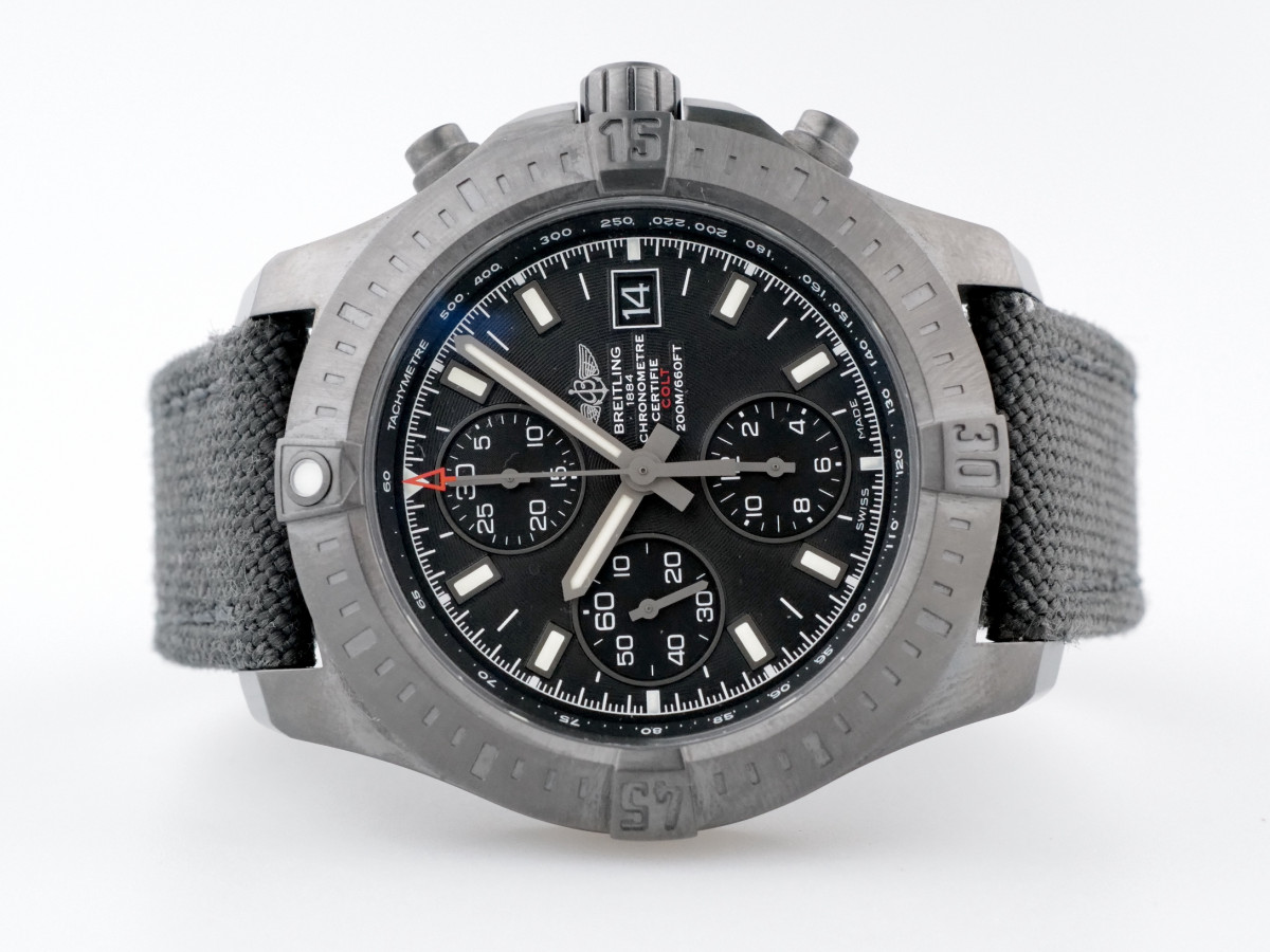 Швейцарський годинник Breitling Colt Chronograph