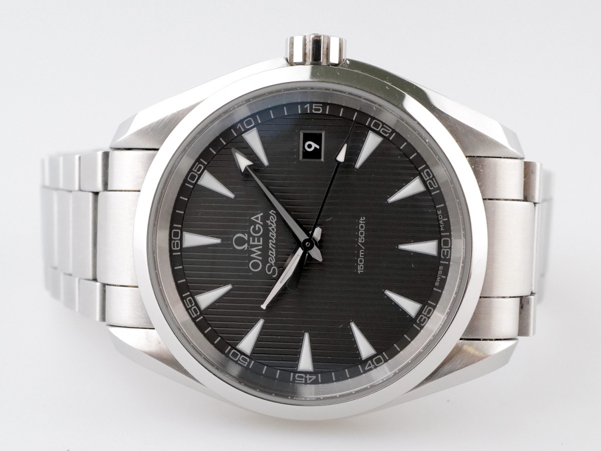 Швейцарские часы Omega Seamaster Aqua Terra Quartz