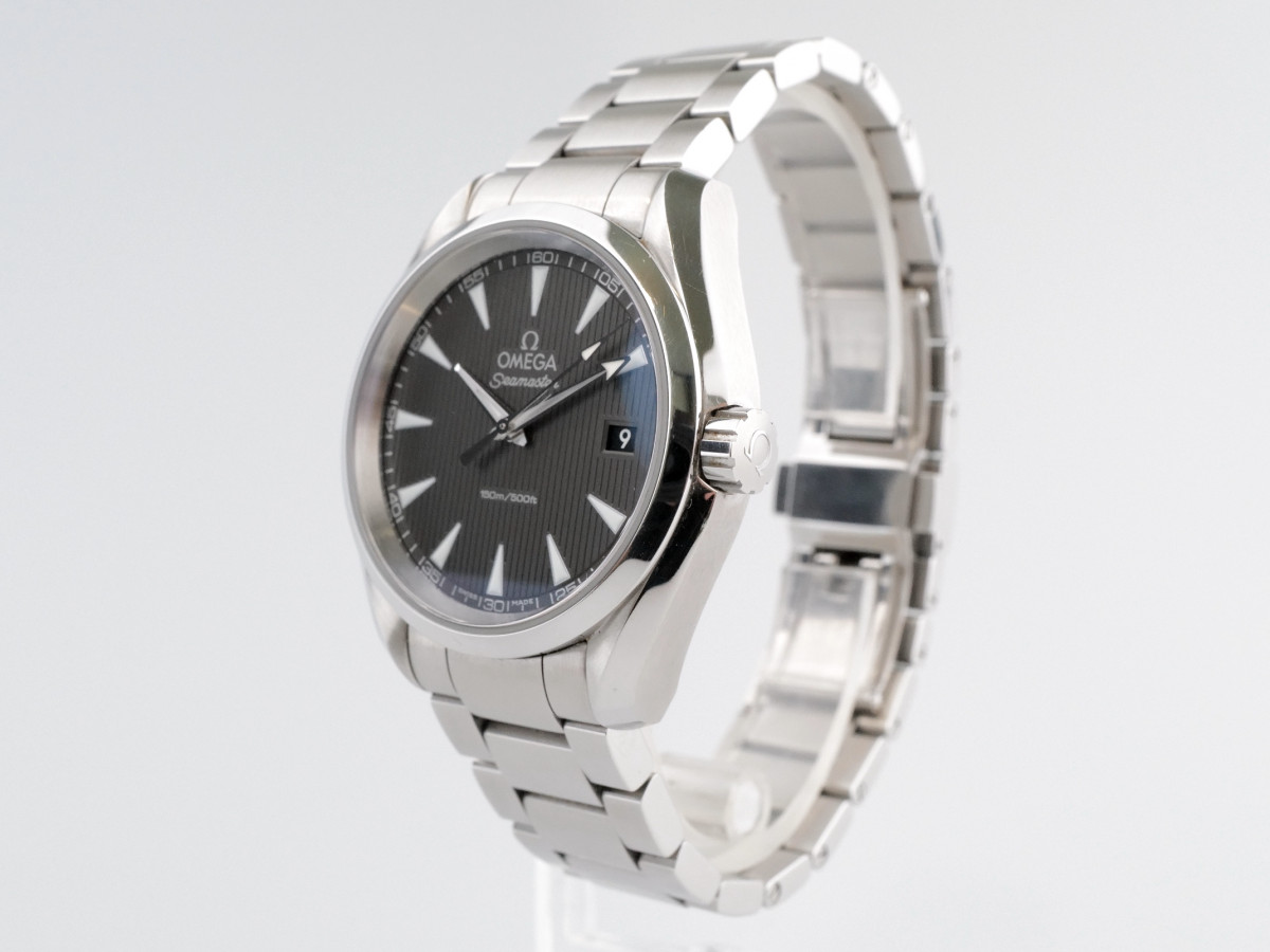 Швейцарские часы Omega Seamaster Aqua Terra Quartz