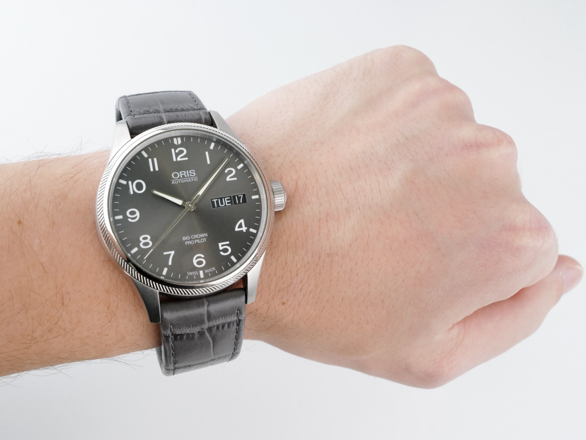 Швейцарський годинник Oris Big Crown ProPilot