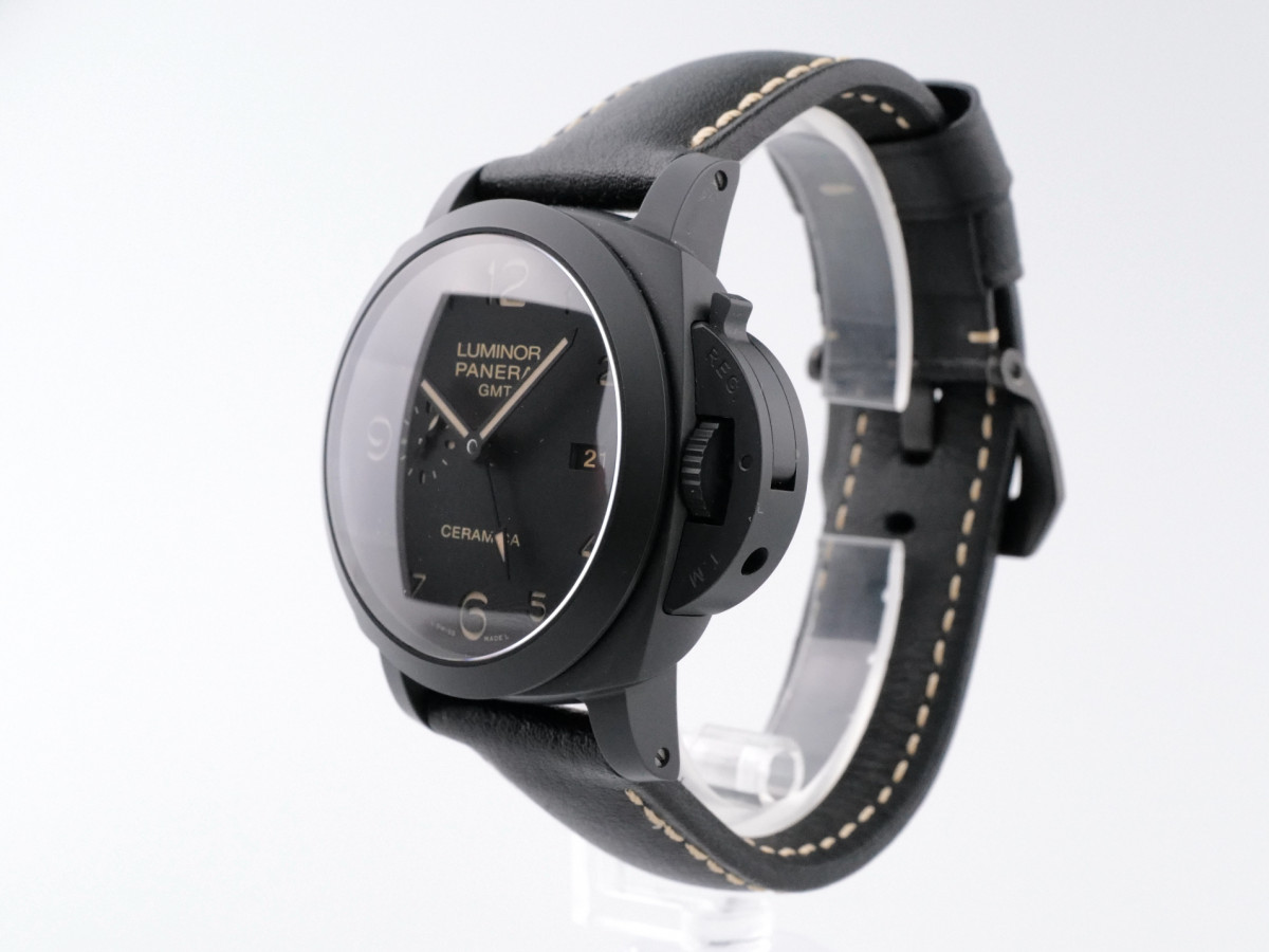 Швейцарський годинник Panerai Luminor 1950 3 Days GMT Ceramic 44