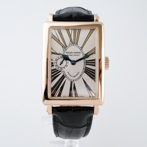 Швейцарские часы Roger Dubuis Much More
