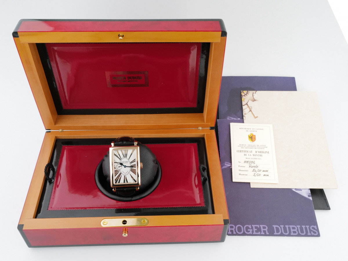 Швейцарские часы Roger Dubuis Much More
